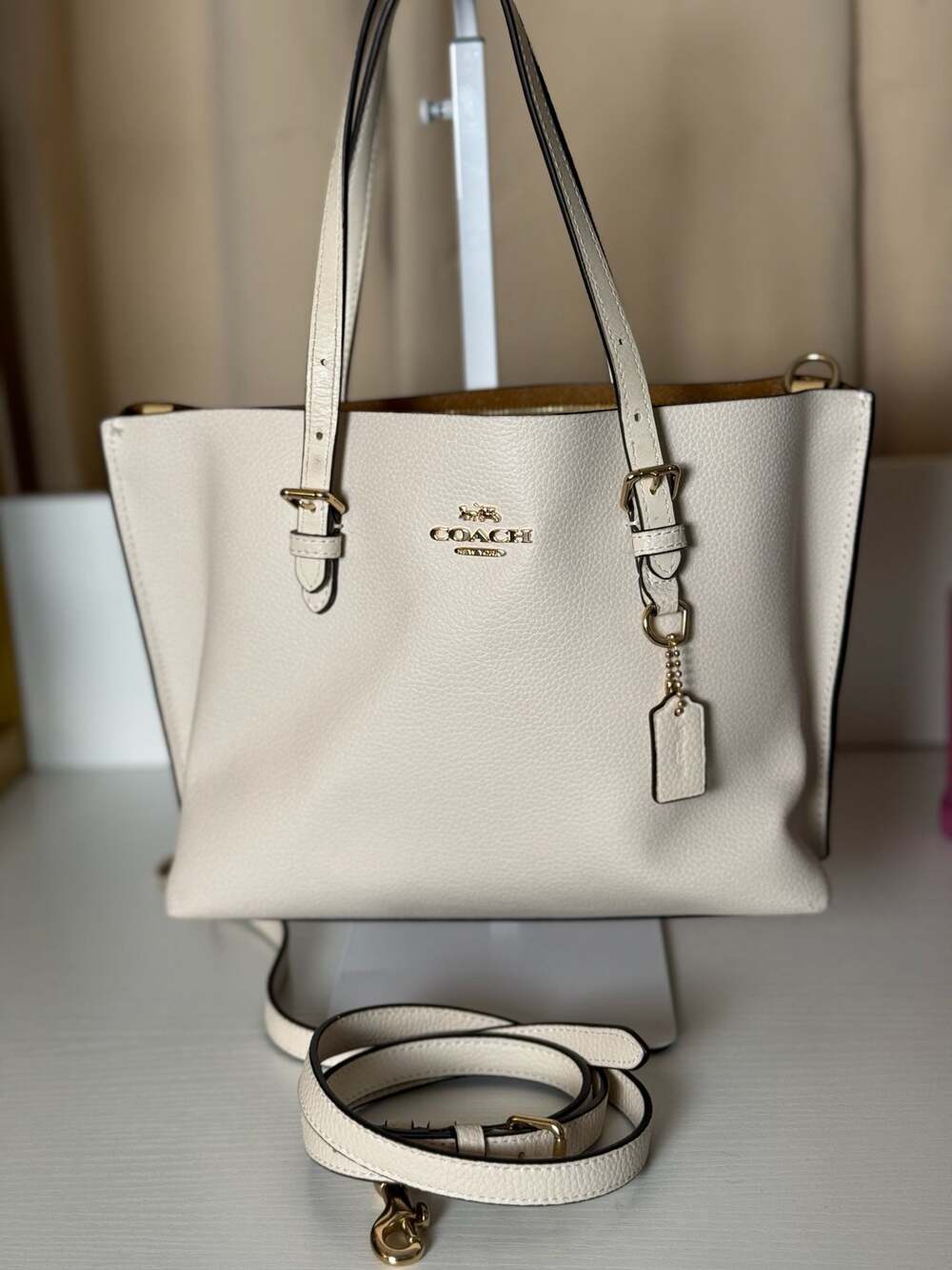 Coach Mollie Tote 25 in Chalk Light Saddle Leather